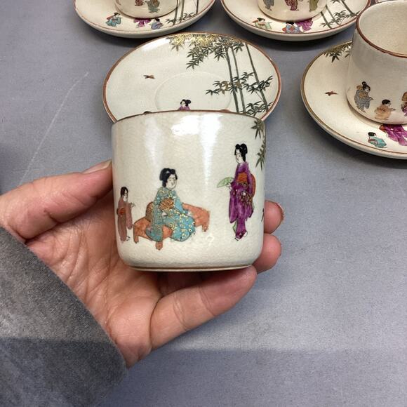 Set Of 6 Vintage Satsuma Japanese Porcelain Cups & Saucers - Picture 4 of 16